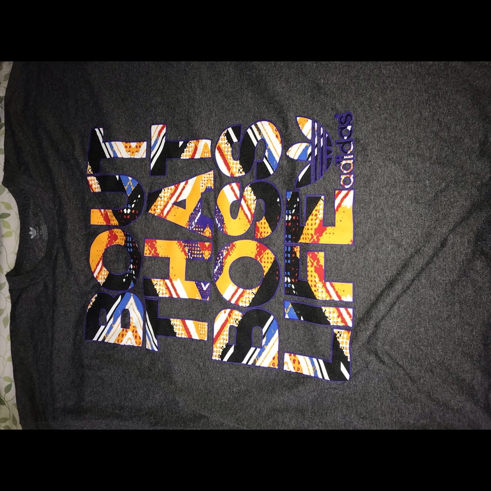 Adidas short sleeve t-shirt